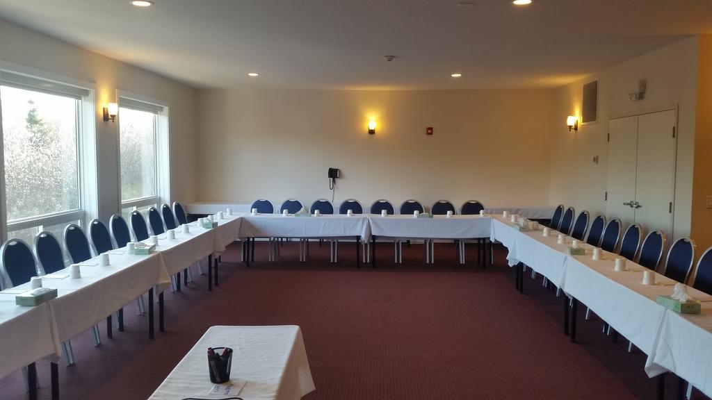Days Inn By Wyndham Sioux Lookout Esterno foto